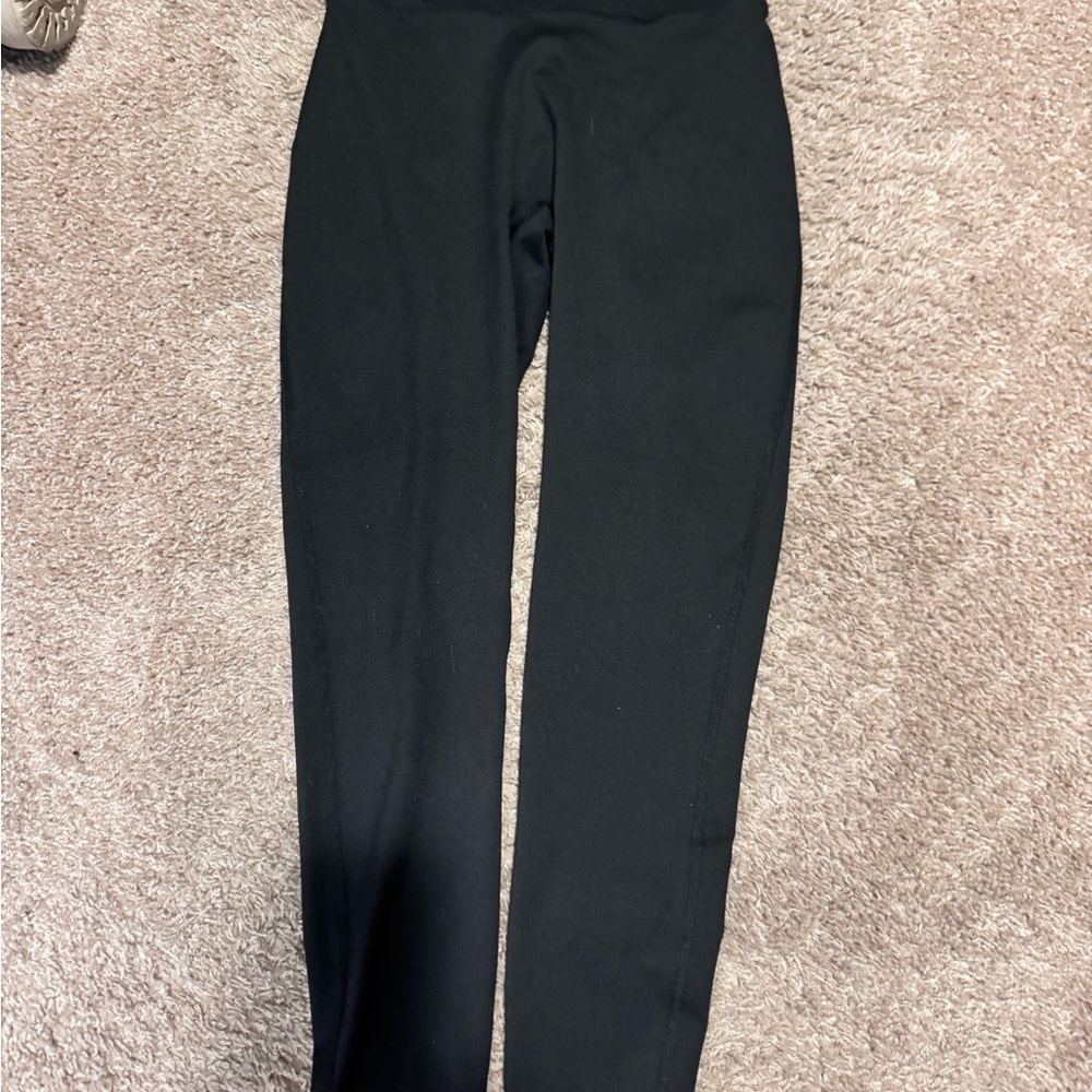 Bombshell Sportswear Black Figure Scrunch Leggings - Picture 5 of 7